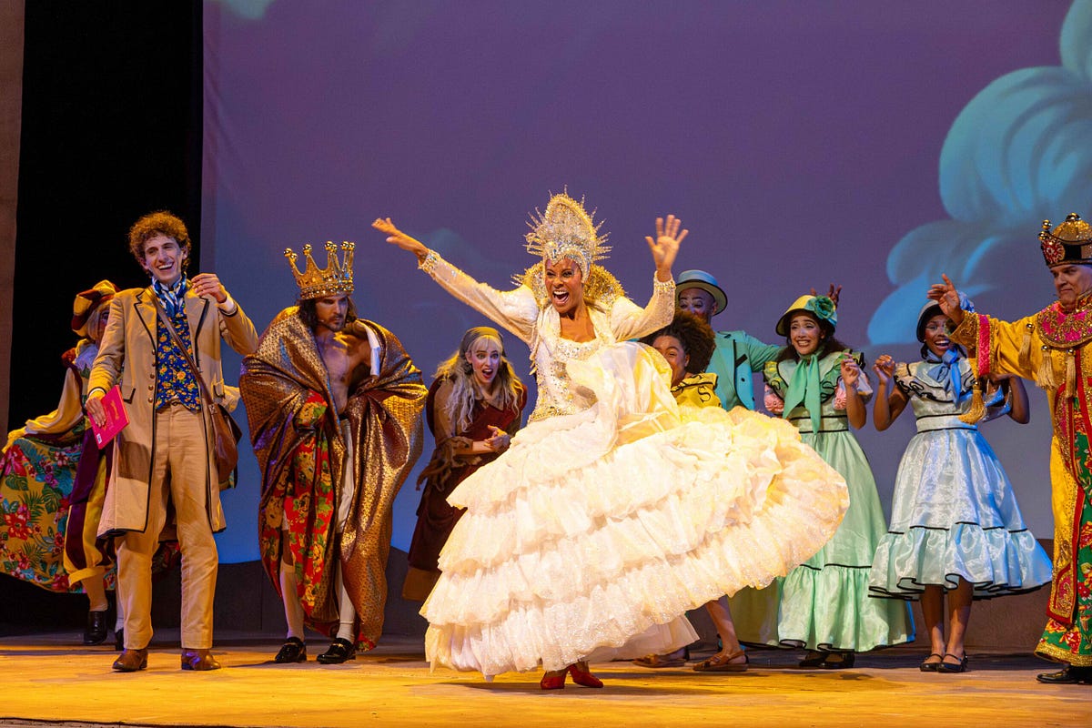 A minha alegria atravessou o mar e ancorou… no teatro | by Gabriel ...