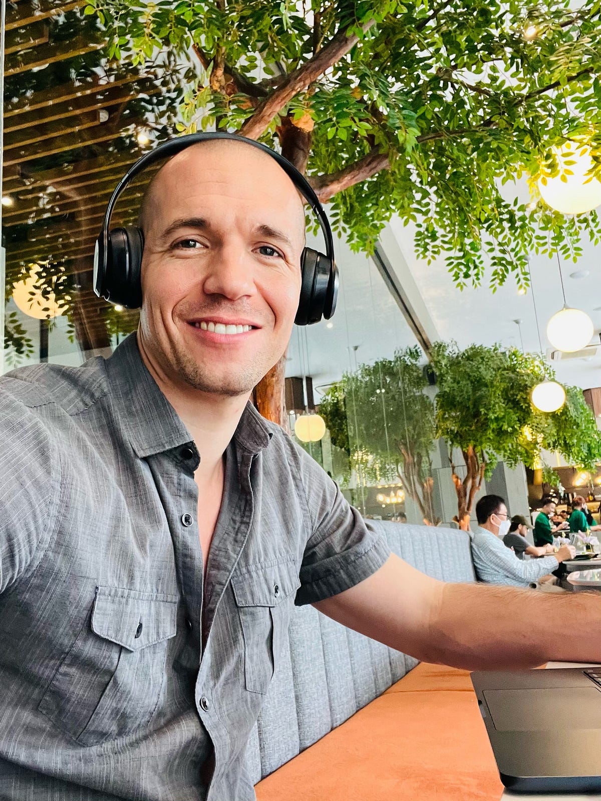 Johnny Sins' Financial Triumph: A Detailed Account - qs7hdd4