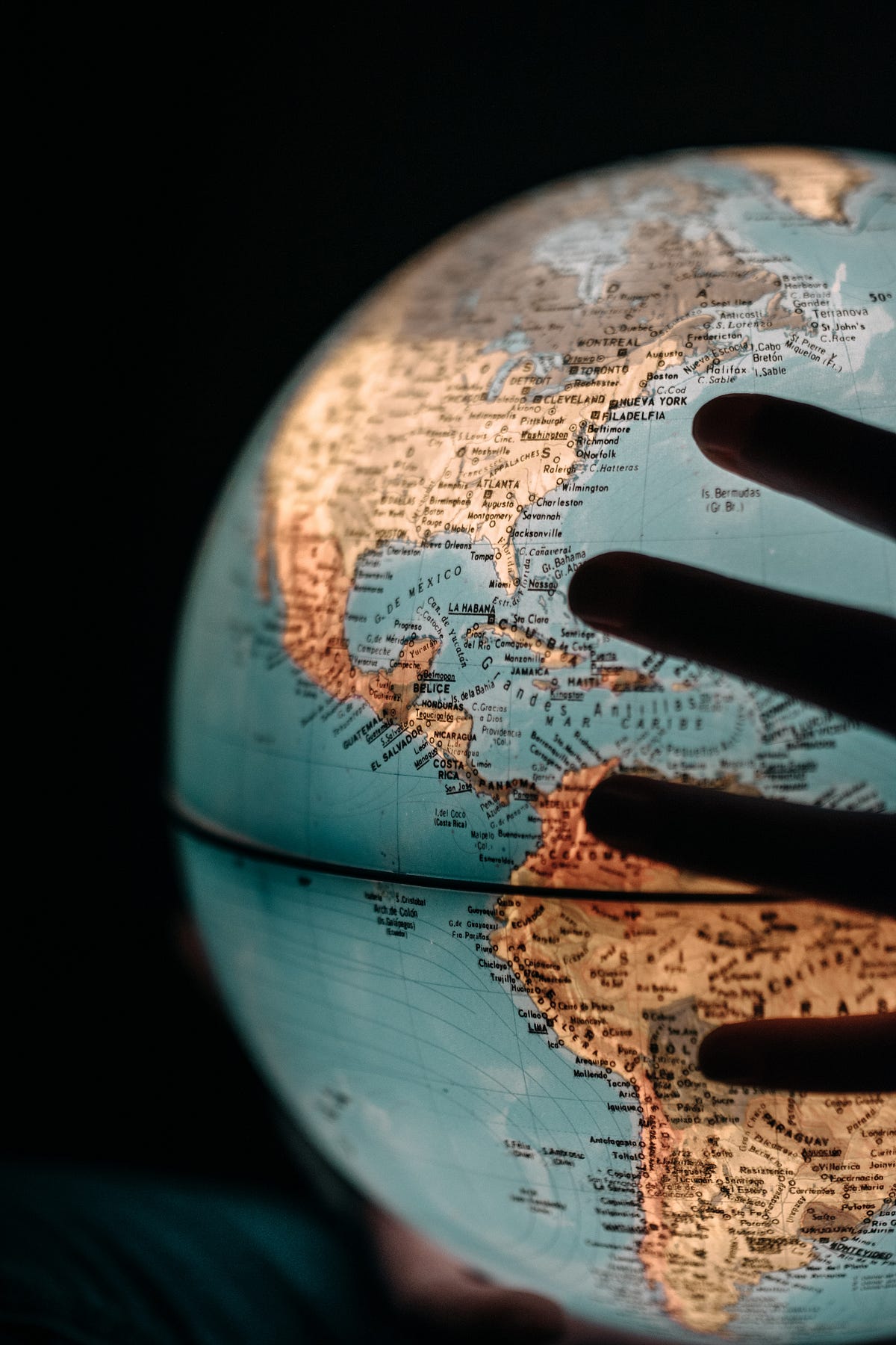 Pourquoi le Bitcoin ?. La revanche de la monnaie marchande. | by Joseph  Aubry | Club Français des Cryptomonnaies (CFC) | Medium