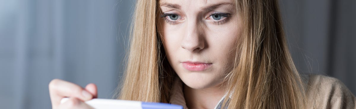 Подростковая беременность картинки. Мода для беременных. Нежелательная беременность. Мод ранняя беременность. Беременность подростков картинки.