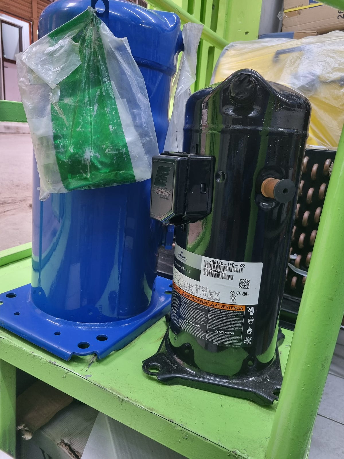 Refrigeration compressors for cold rooms for sale in Kenya. Medium