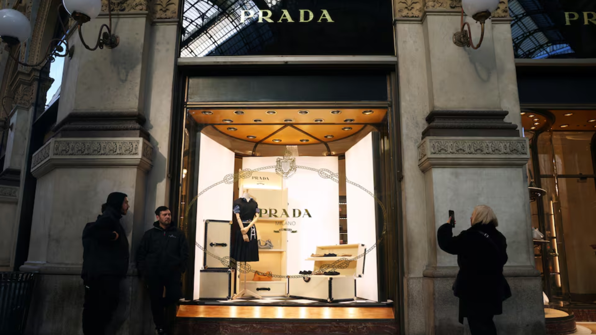 ​Prada Acquires Versace in $1.4 Billion Deal, Uniting Iconic Italian Fashion Brands