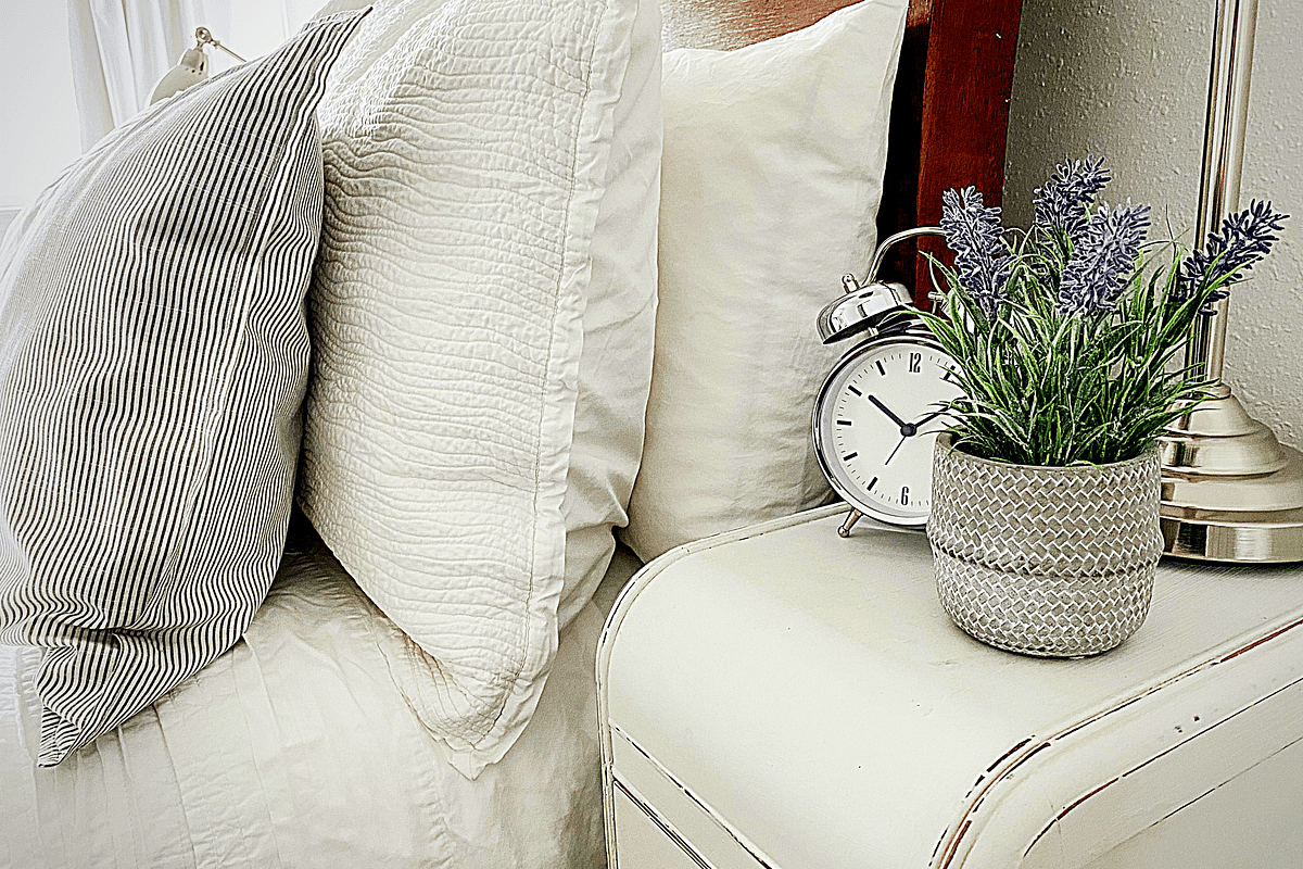 Stop Using an Alarm Clock to Avoid Oversleeping and Feel More Awake