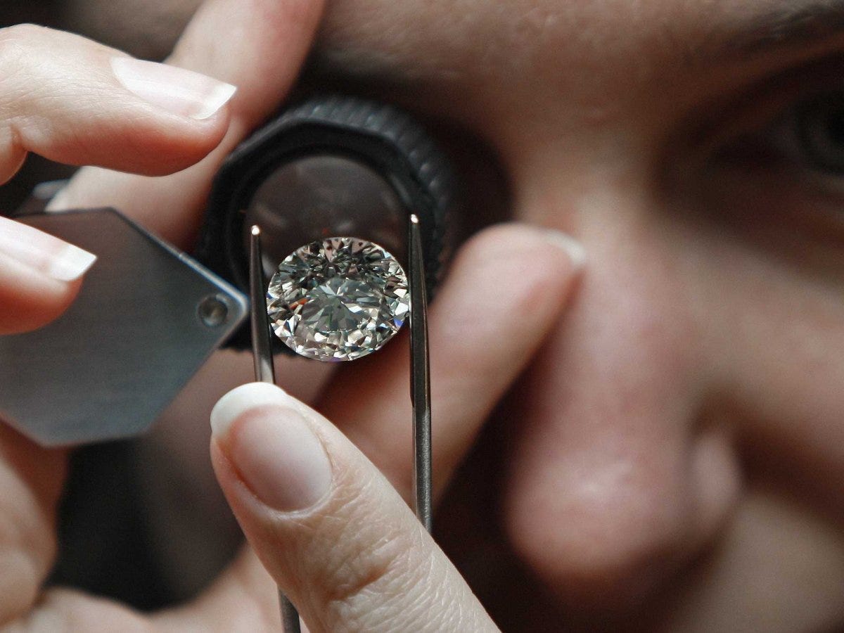 What You Can Learn in a Diamond Grading Course by Vinita Solanki Medium