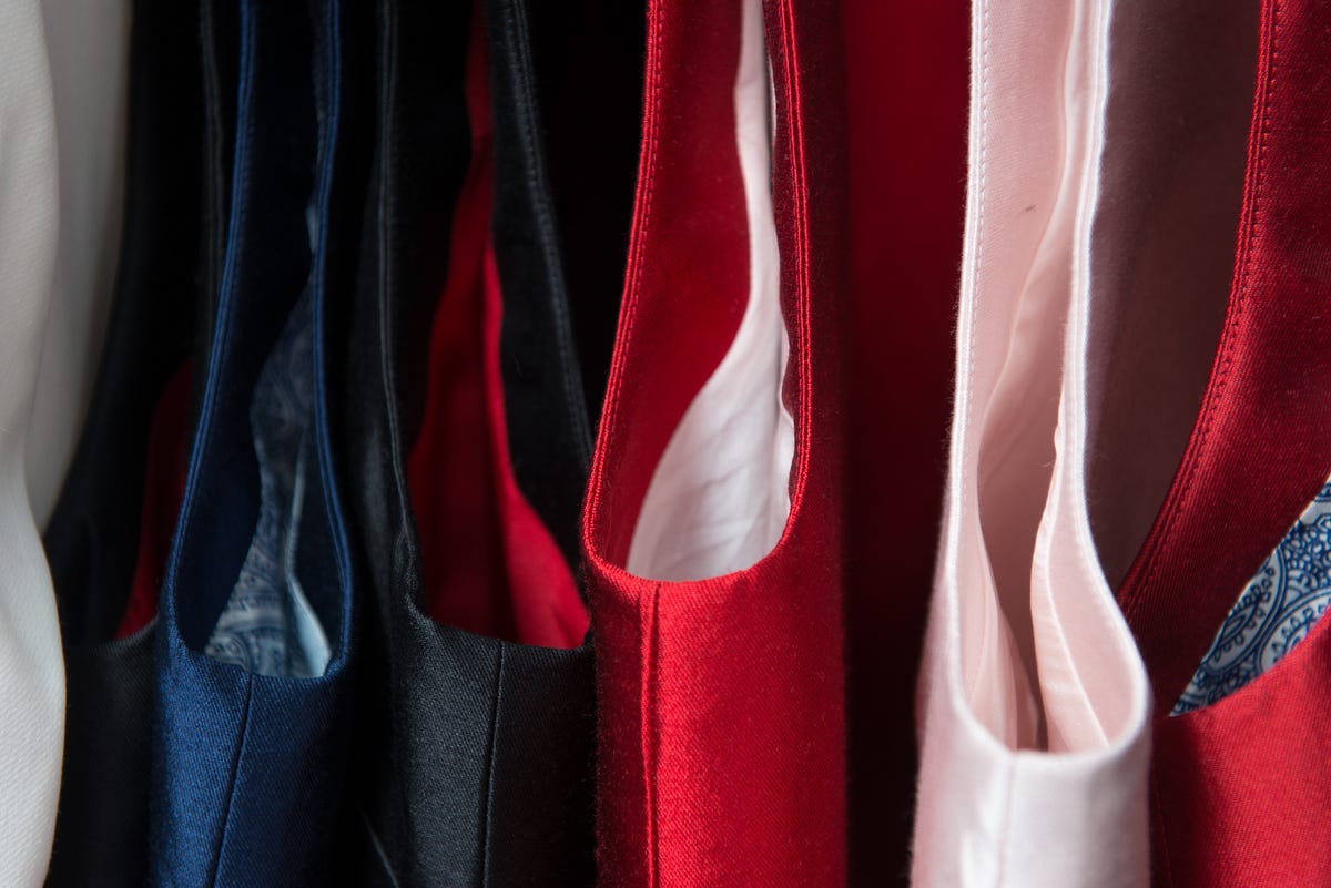 Is Renting Your Wardrobe as Sustainable as You Think? by Senza Tempo Style Medium