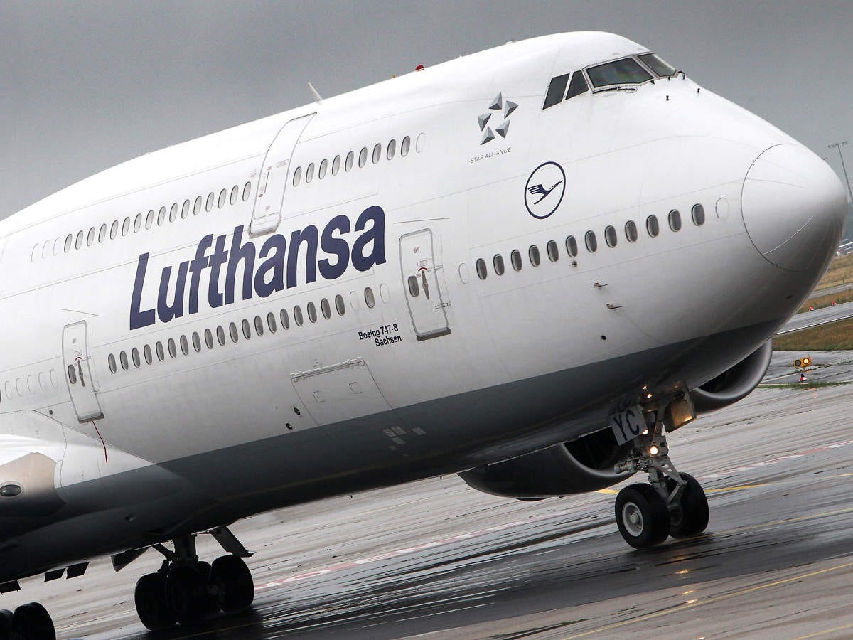 How much does it cost to change flights on Lufthansa? by Jane Whisper
