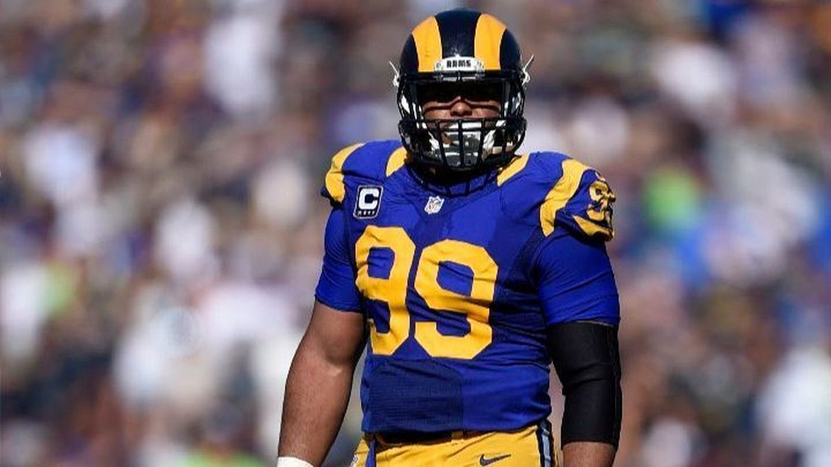 Report: Rams' Aaron Donald Wants Contract as Top-Paid Defender