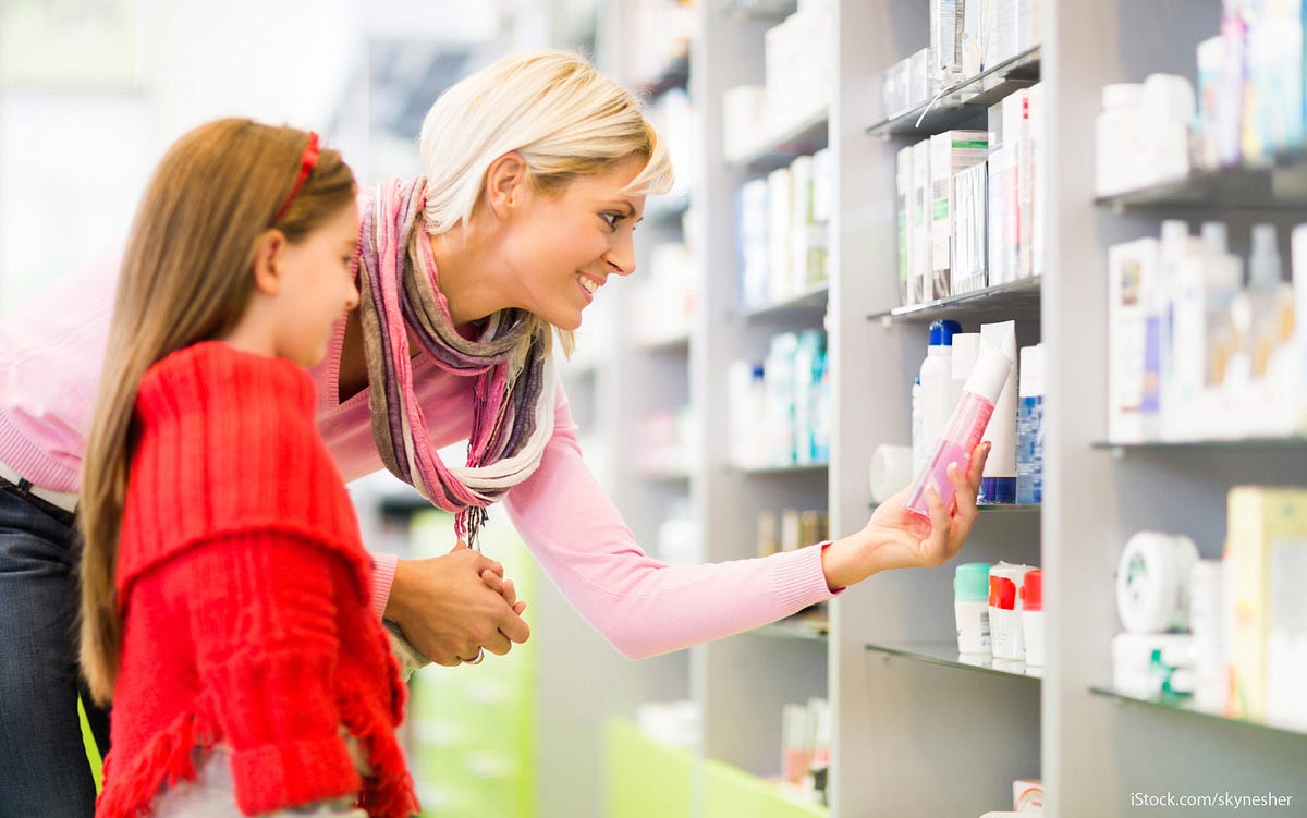 возврат товара в аптеке. возврат препаратов в аптеке. лекарственные препараты обмену и возврату не подлежат. товар в аптеке возврату не подлежит. возврат препарата в аптеку приказ.