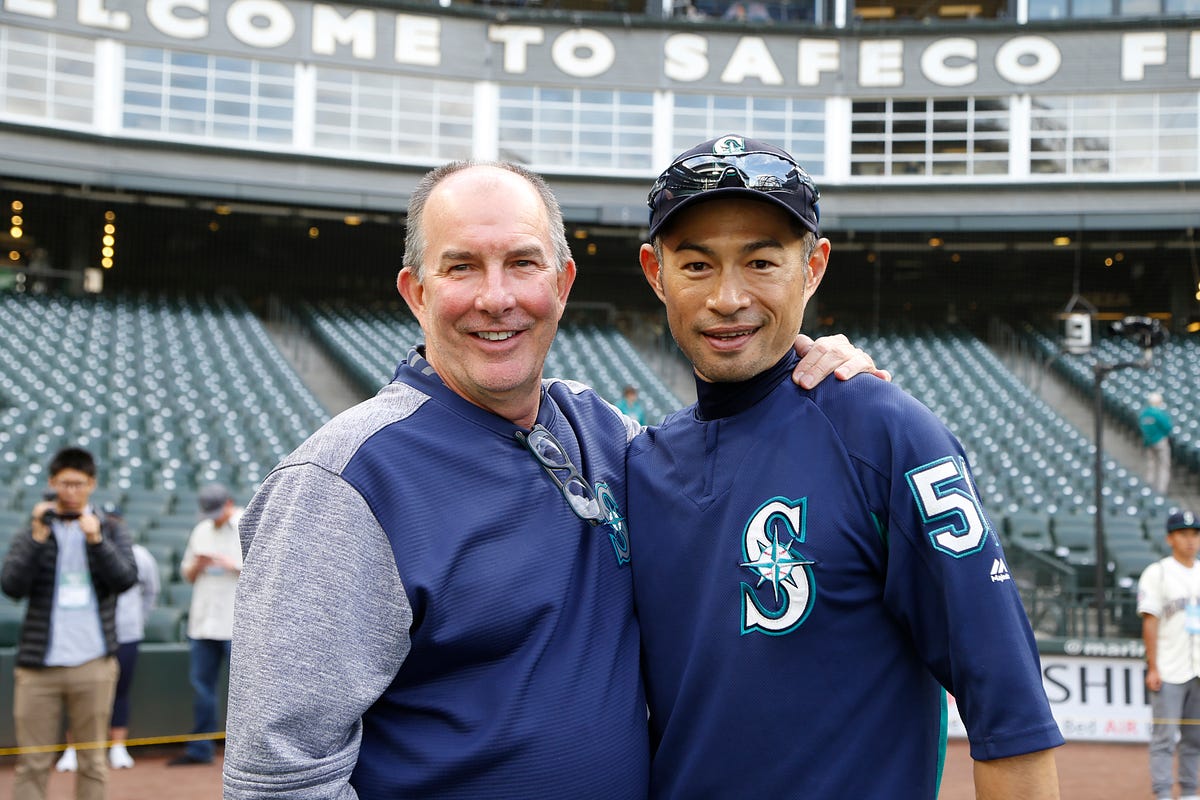 Mariners thank Trainer Emeritus Rick Griffin for 38 years of service, by  Mariners PR