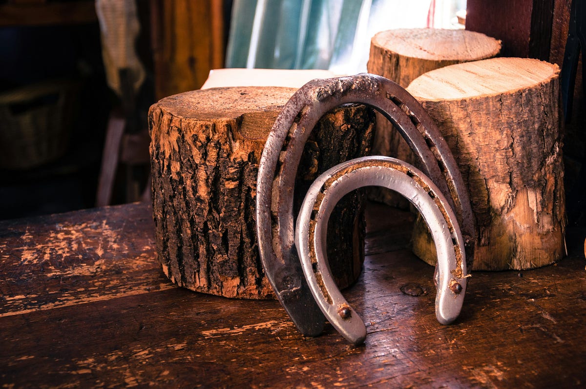 Subculture サブカルチャー　HORSE SHOE GOODLUCK They Say A Horseshoe Brings Good Luck..
