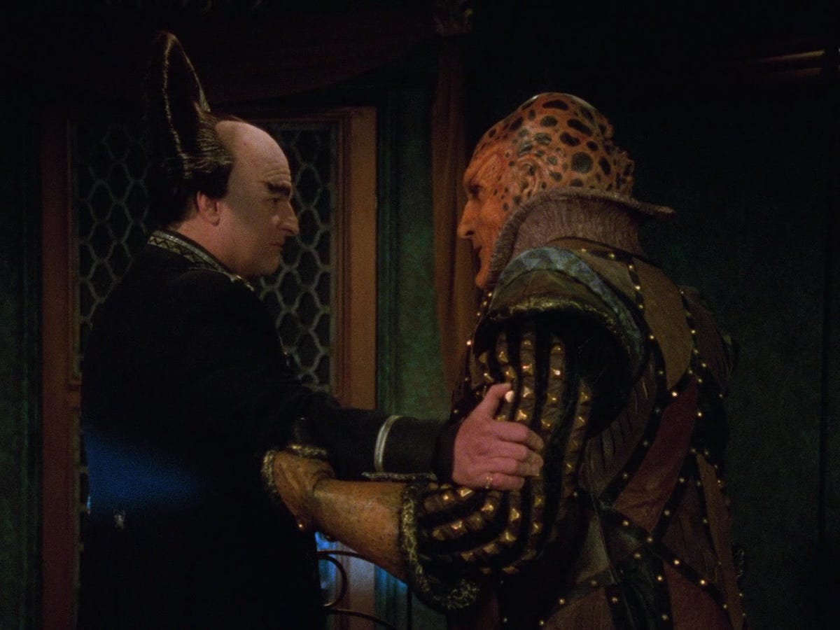 Review: Revisiting Babylon 5 Season 5, Episode 18: “The Fall of Centauri Prime”