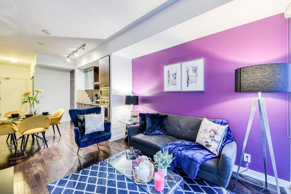Before You Book a Toronto Apartment for Work, Check These Details