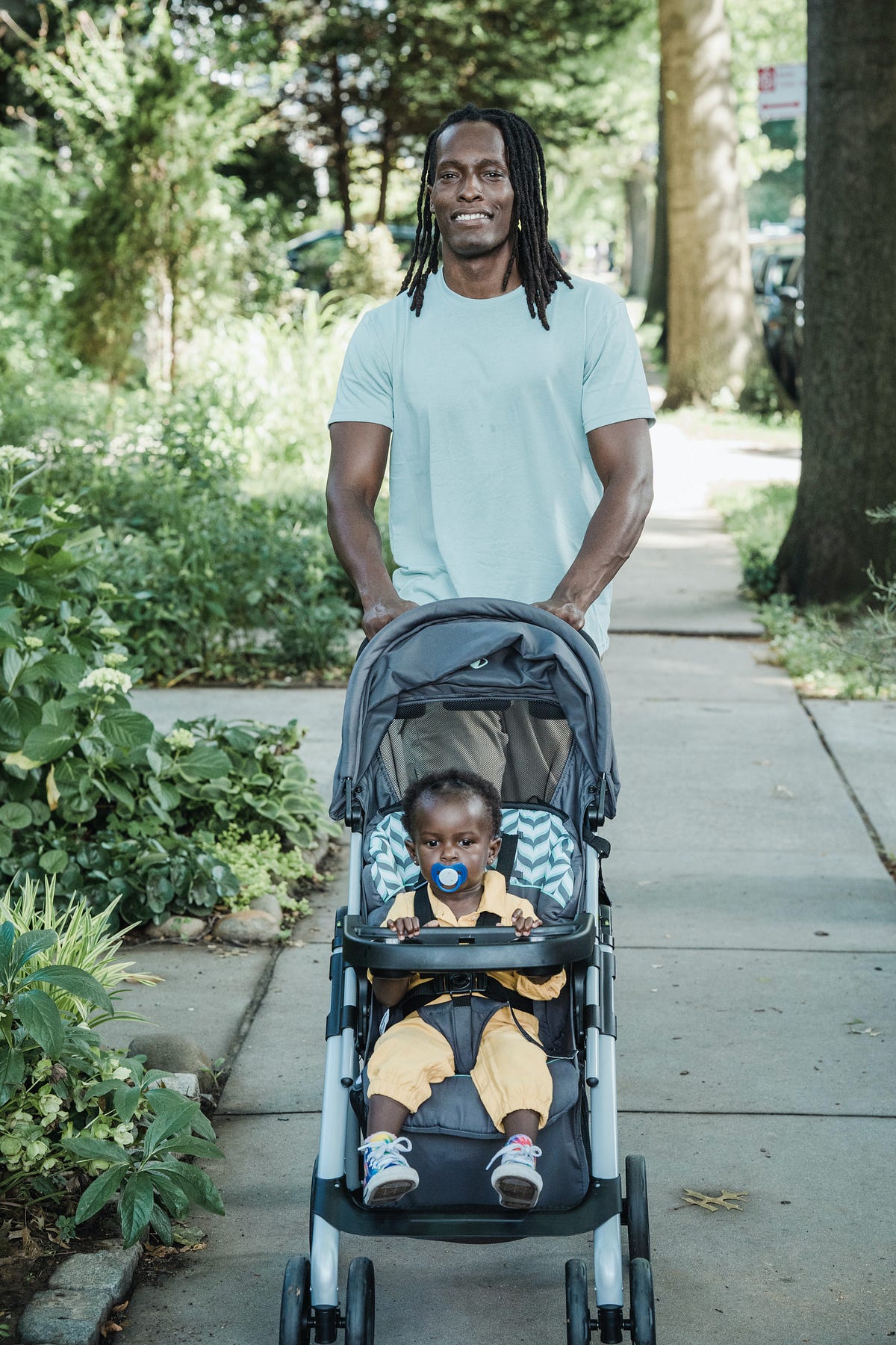 Do Airlines Allow Car Seats And Strollers? by Strollerfortallparents