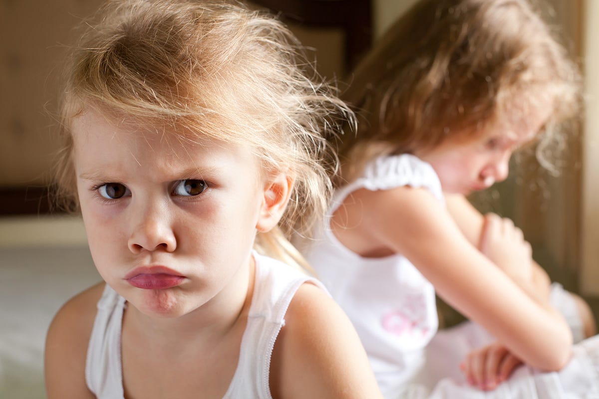 Дети очень агрессивны. Эмоции для детей. Агрессия детей. Эмоциональный ребенок. Агрессивность у детей дошкольного возраста.
