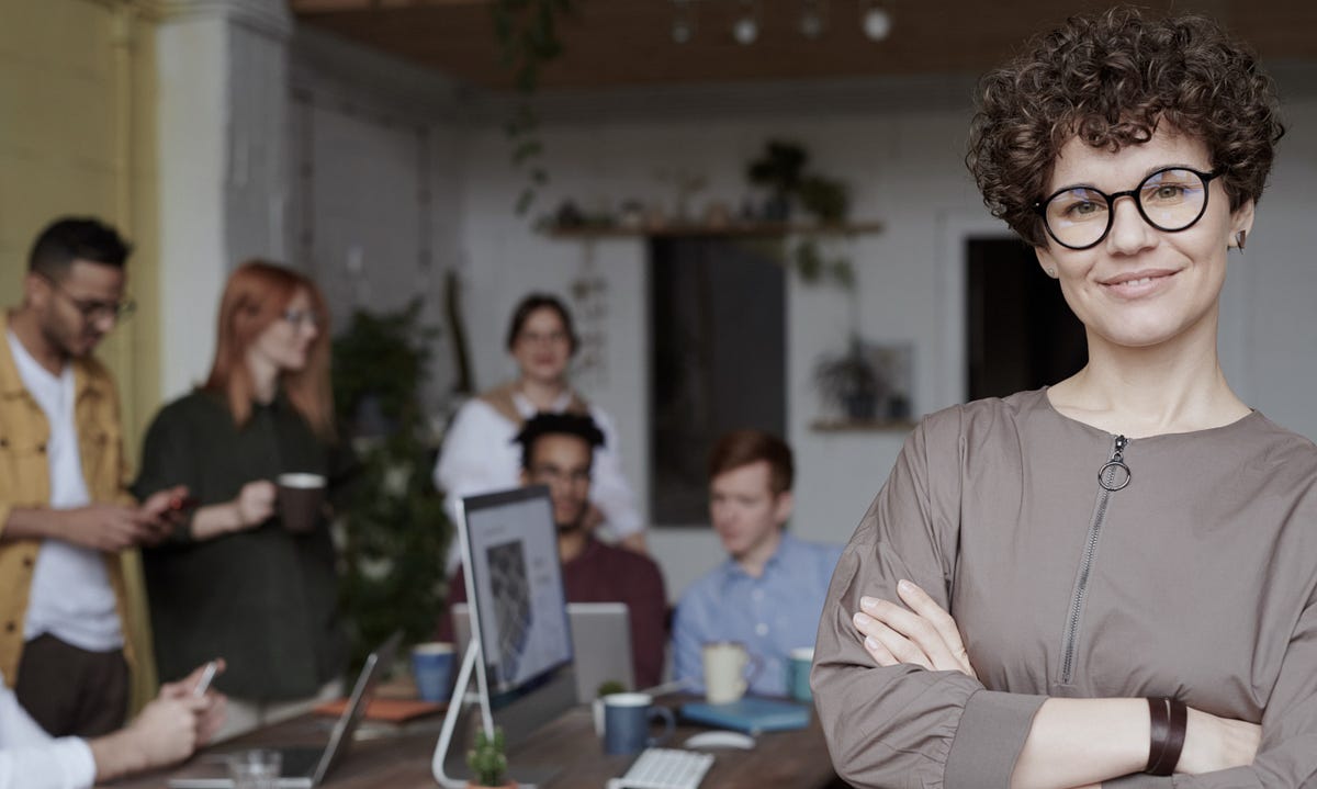 8 Outdated Behaviours Leaders Should Quit Now | by Lindsay Stockley ...