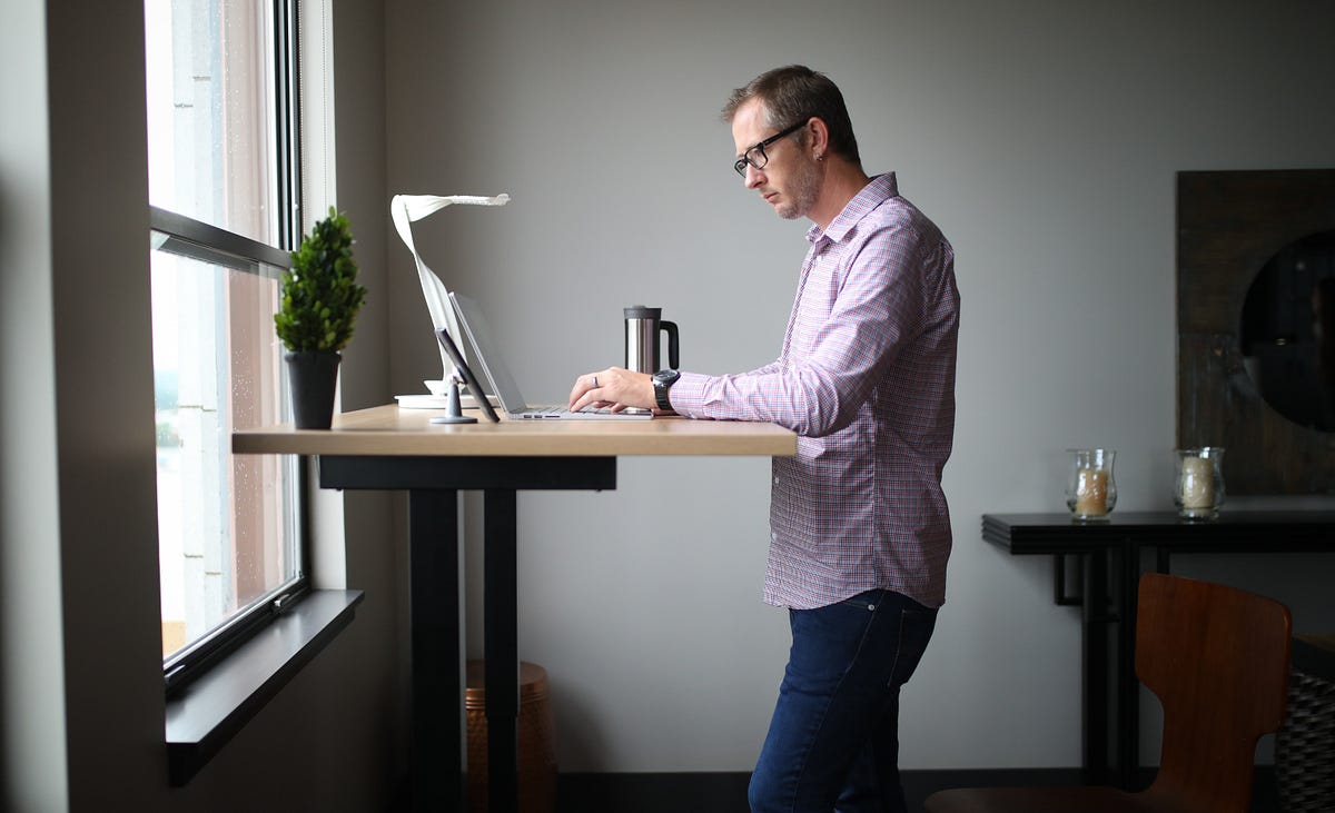 What Size Standing Desk do I Need? by Furniture Pik Medium