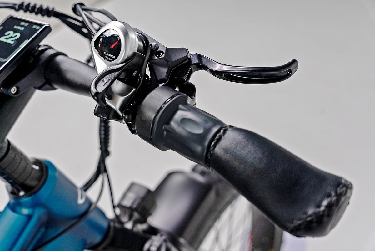 Do you really know how to use the shifter on your bike? by BeeCool