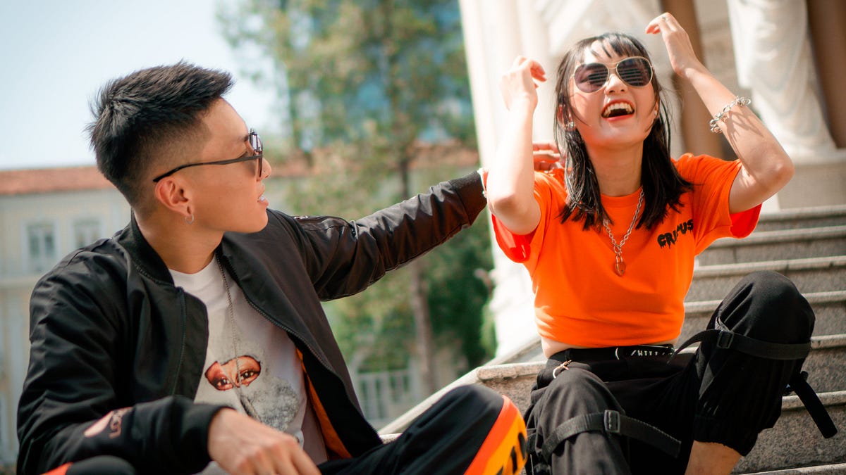 Master the Art of Saying Cool in Spanish (Vocabulary) by