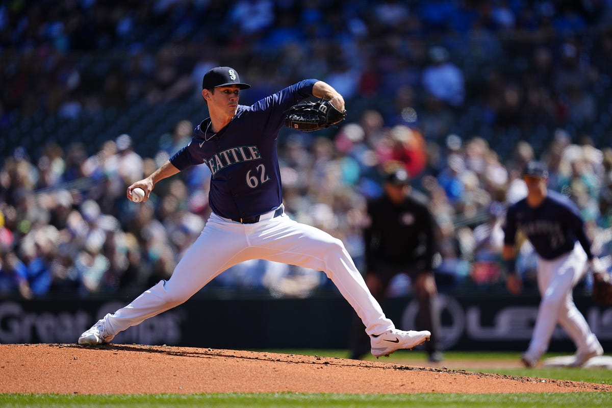 Mariners Reinstate INF/OF Dylan Moore from Paternity List Recall RHP Mariners Reinstate INF/OF Dylan Moore from Paternity List Recall RHP