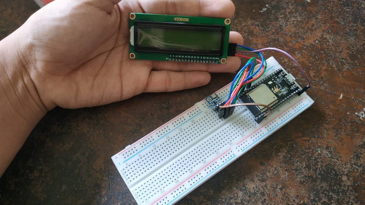 #4 — The ESP32 with I2C Communication | by Carissa Aurelia | I learn ...