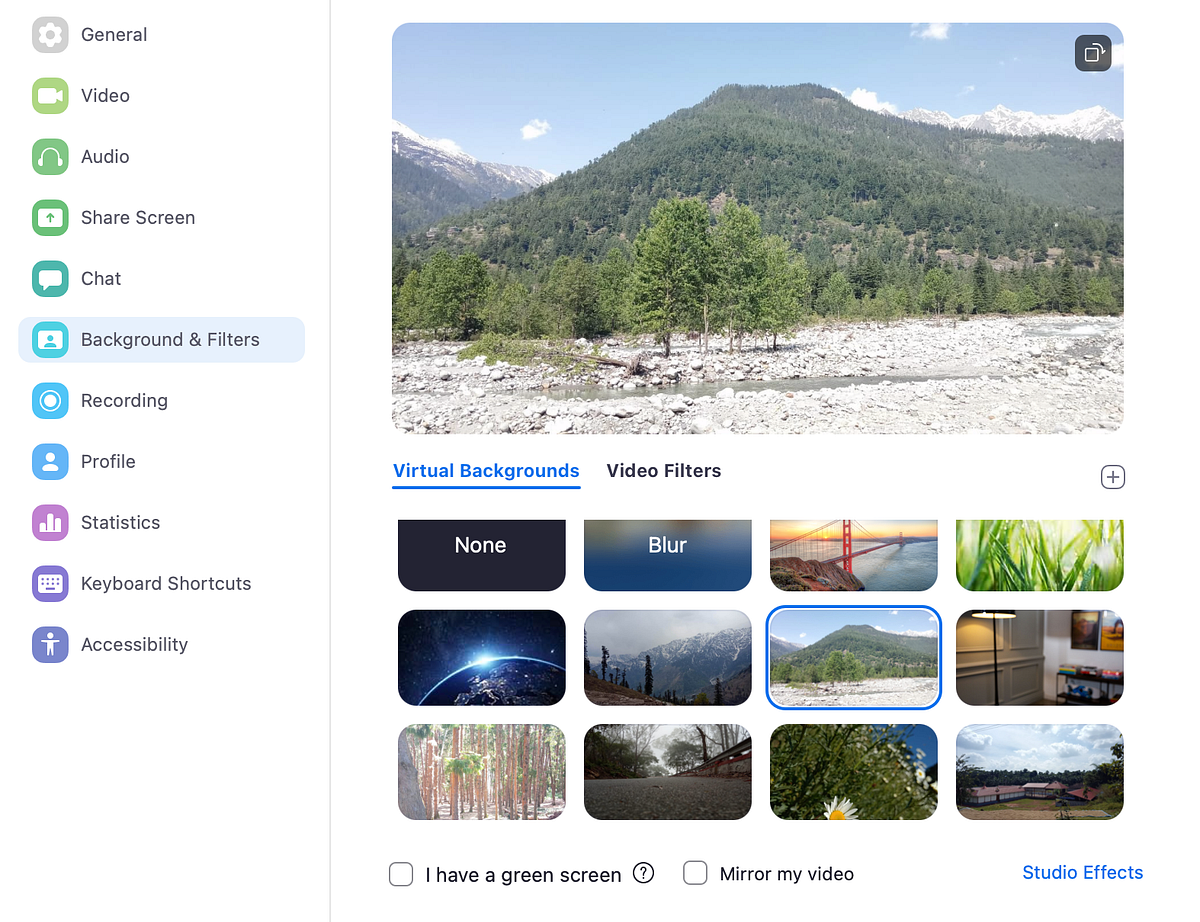 How to customize zoom background. Having a messy room or too many