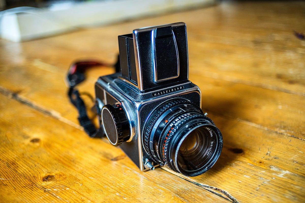 A Comprehensive Guide to the Best Medium Format Film Cameras, according to me by Derrick
