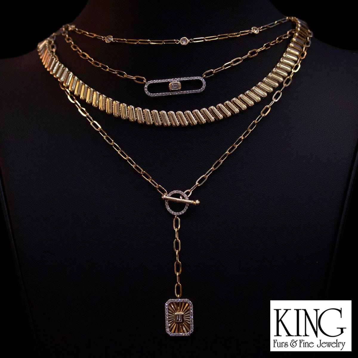 How Wearing Diamond Necklace Can Enhance Your Overall Look? by King
