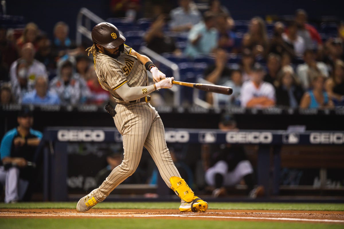 Fernando Tatis Jr. 1st Ever in MLB History with 40+ HR, 30+ SB in