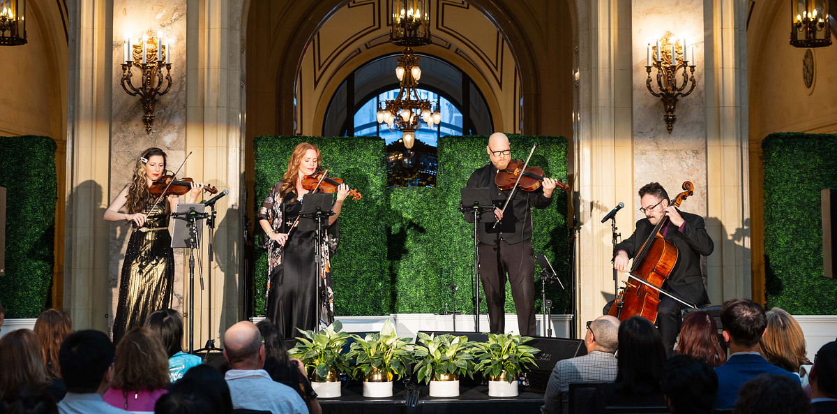 Image of: This quartet gave us all the Bridgerton we needed at the Palace Hotel