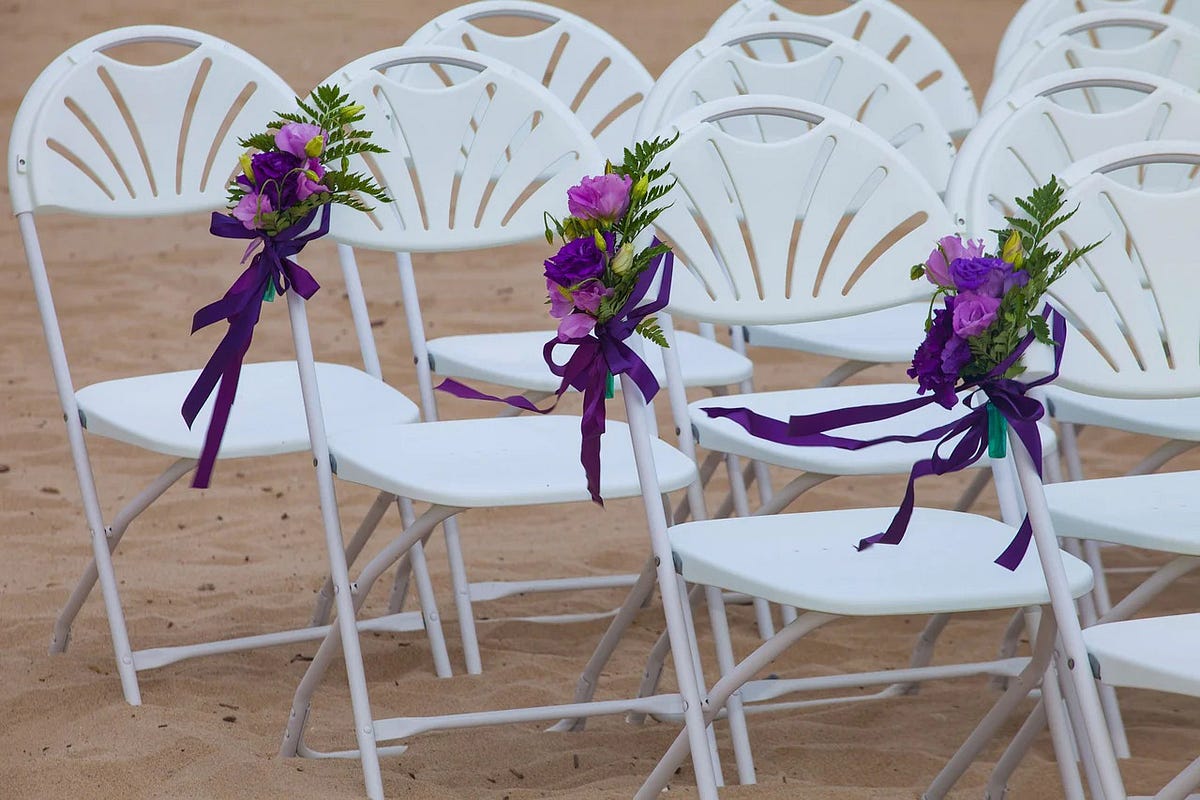 How to Choose the Perfect Wedding Chair Decorations + Inspiring Ideas