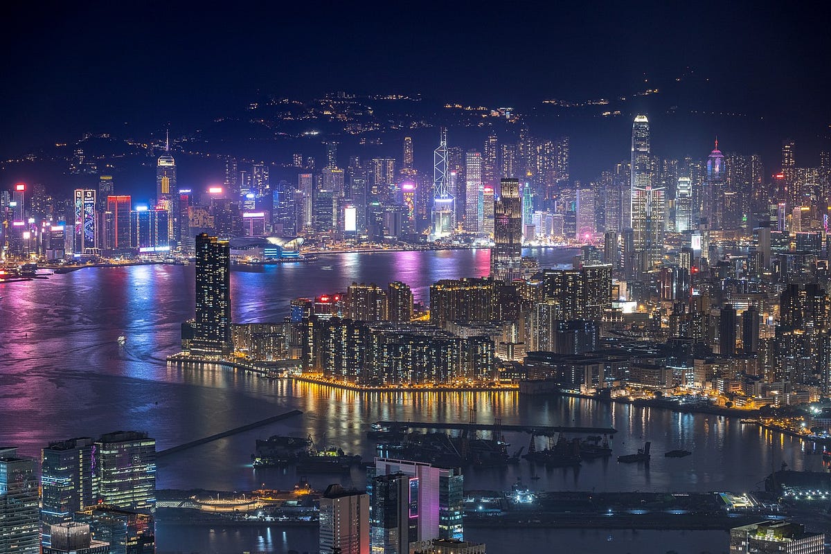 Risk Management in Booming Real Estate Markets by Christian Schitton