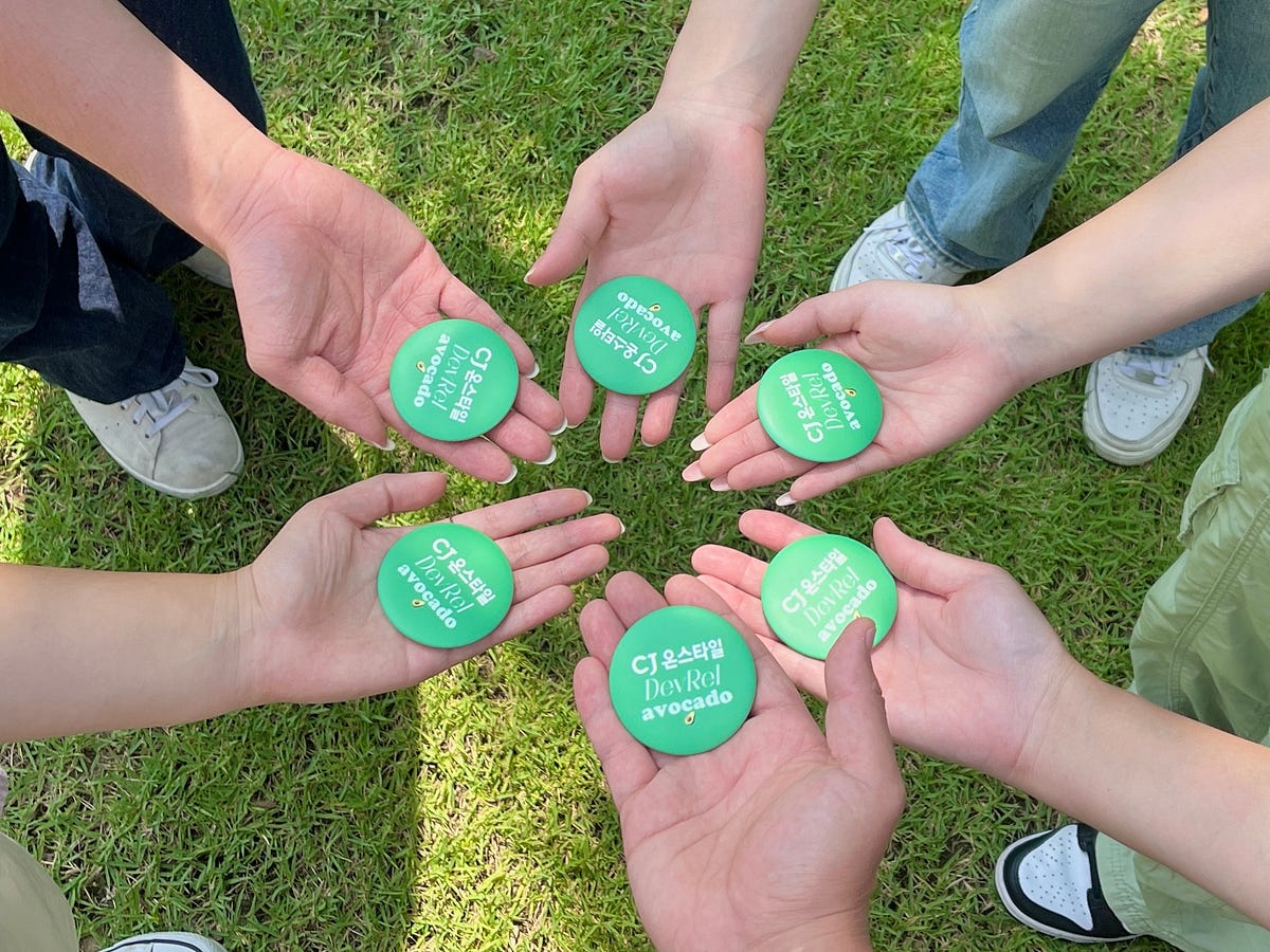 CJ온스타일 아보카도 : 비테크 기업에서 테크 조직의 정체성 만들기