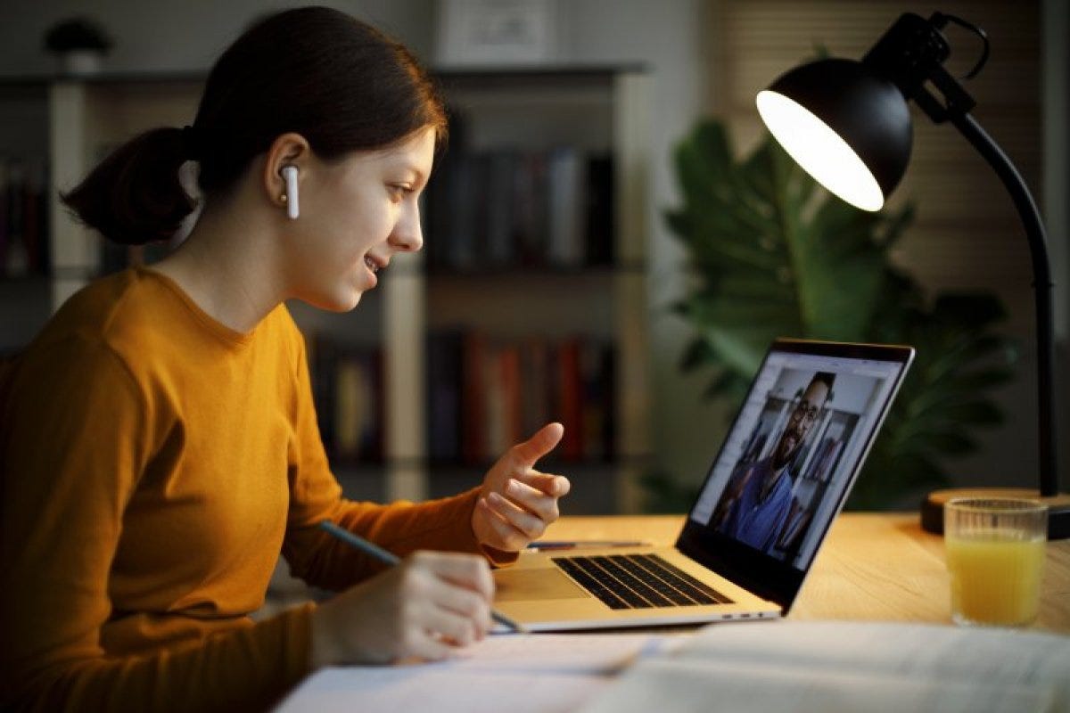 VCE English Tutor Innate Tutoring Medium