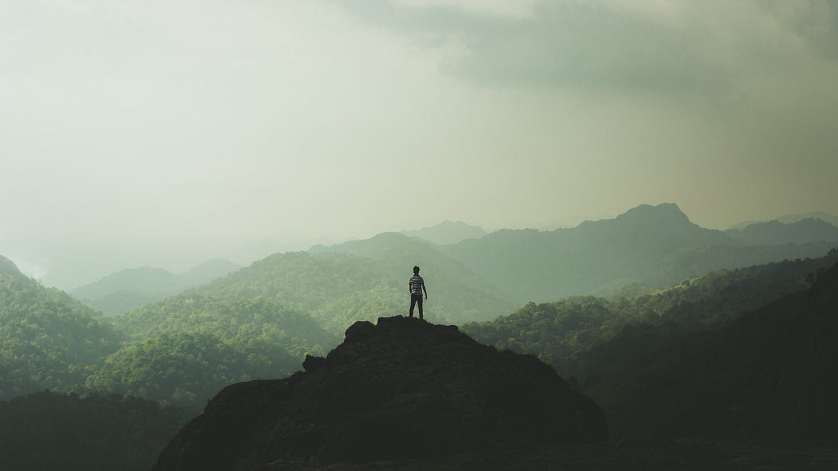 Why Being A Leader Is Harder Than It Looks | by Darren Ryan | The