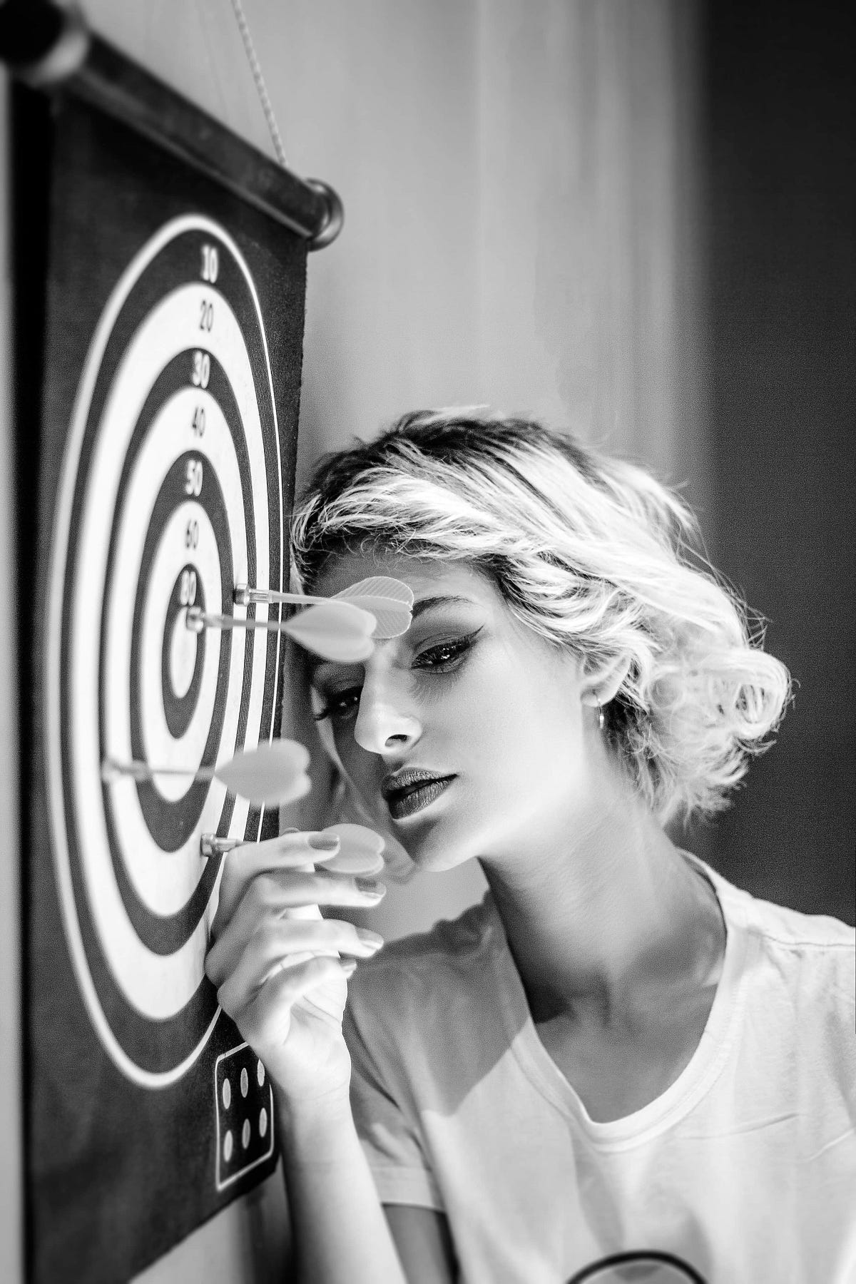 From Inspiration To Despair: The Downward Spiral Of Unrealistic Goals - z1slci0