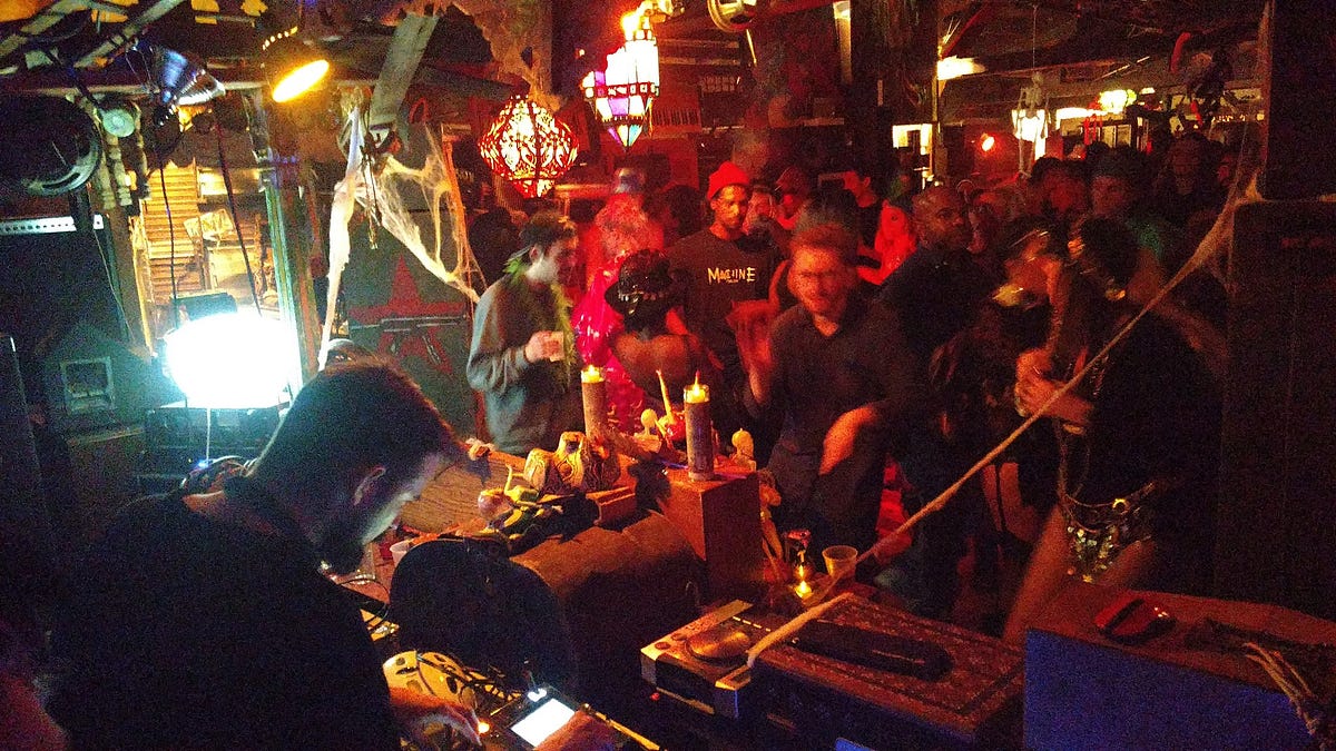 Image of: Art Warehouses Saved My Life — Which Is Why the Ghost Ship Tragedy Haunts Me