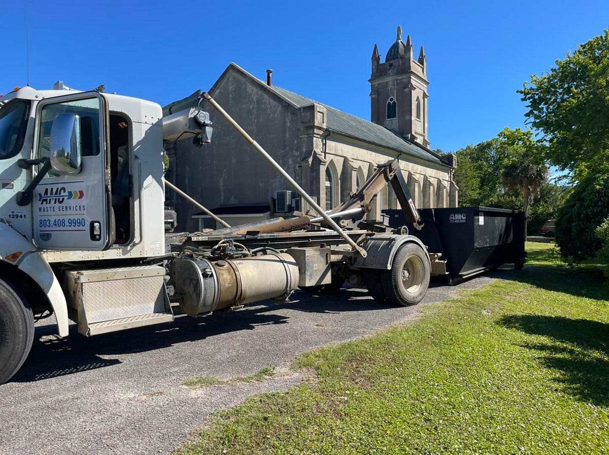 Lexington’s Trash Treasure Trove Finding the Perfect Affordable