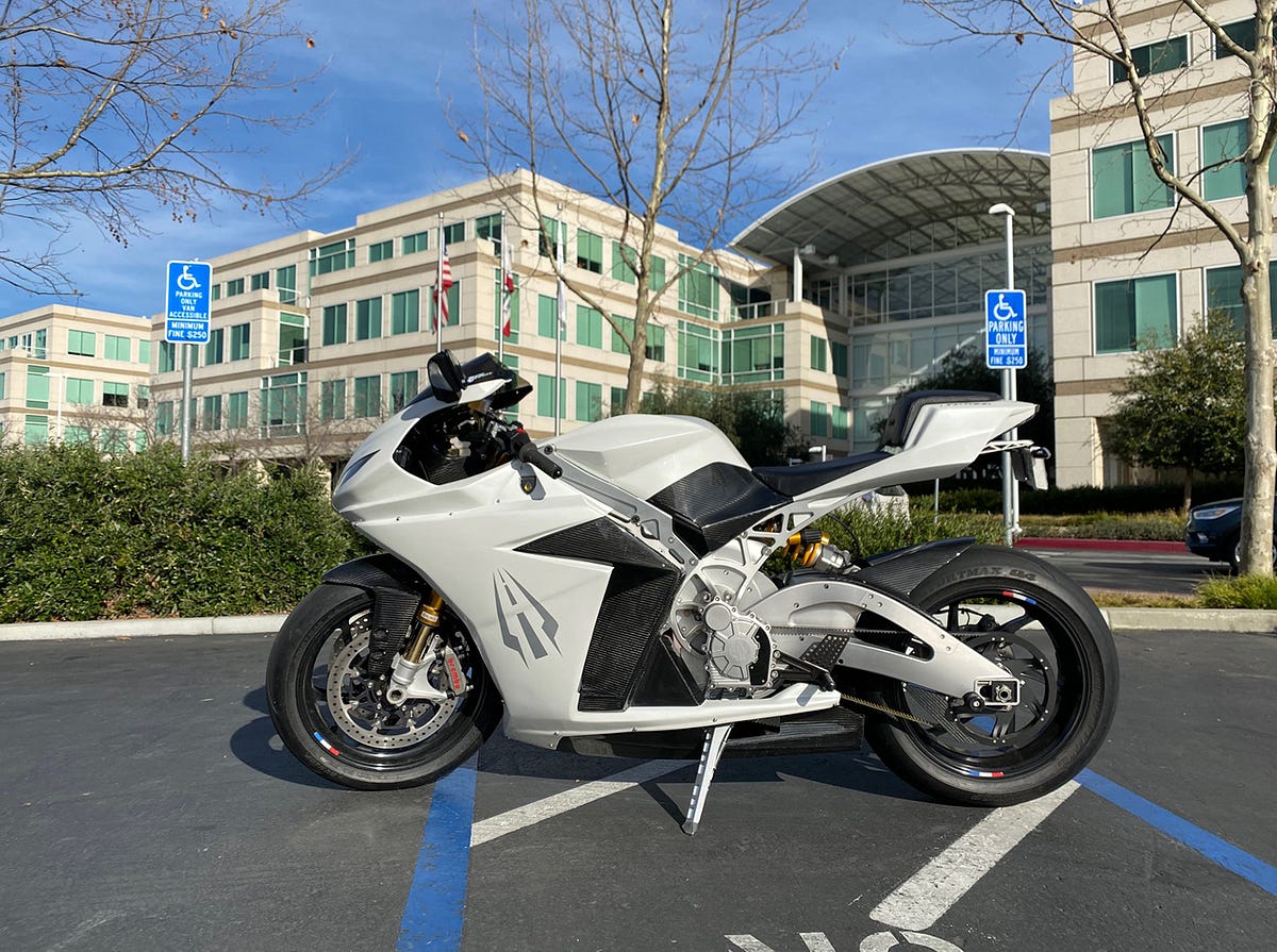 4 Smart Features to Check Out in the Best Budget Electric Motorcycles