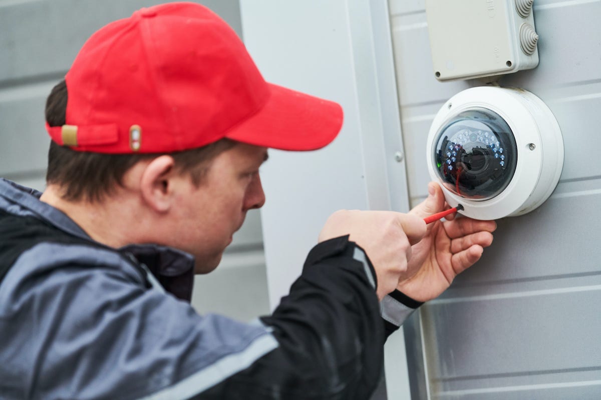 Advantages of IP CCTV Surveillance For Retail Security by Red Spark