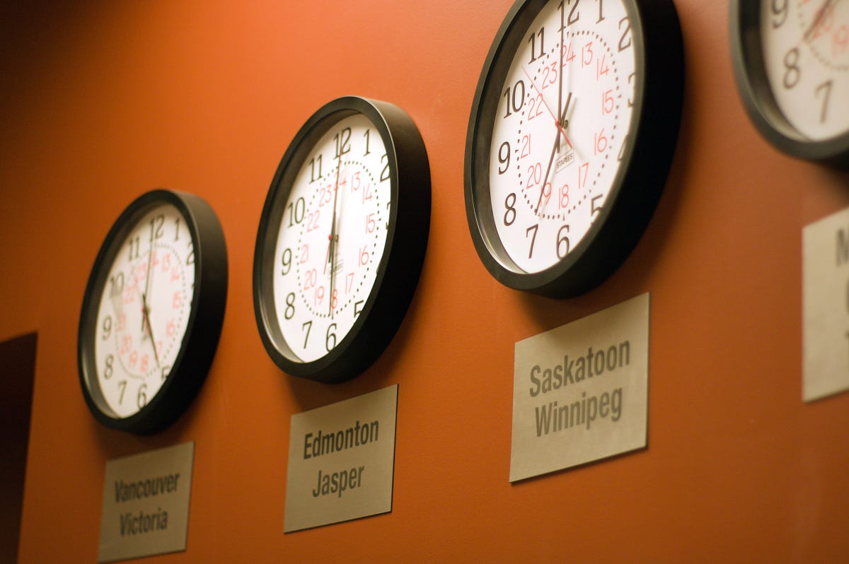 Localize Timezone display names in Swift by Jianyuan Chen 4 Minute