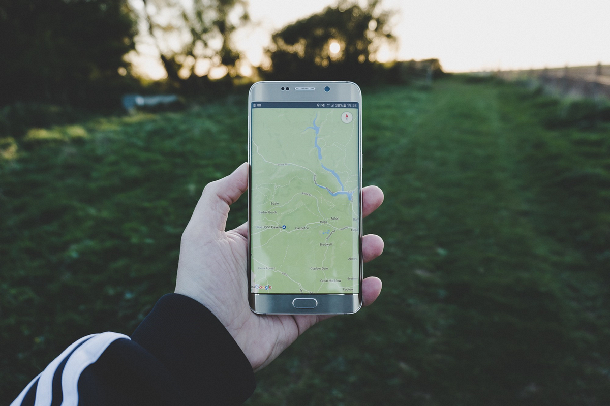 How do GPS work? Fascinating.. How does your Mobile phone know exactly