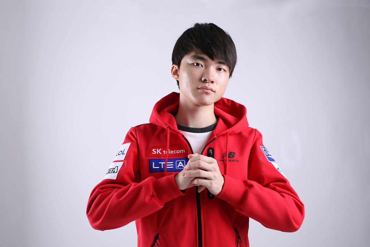 The secret of a successful esports content creator by The