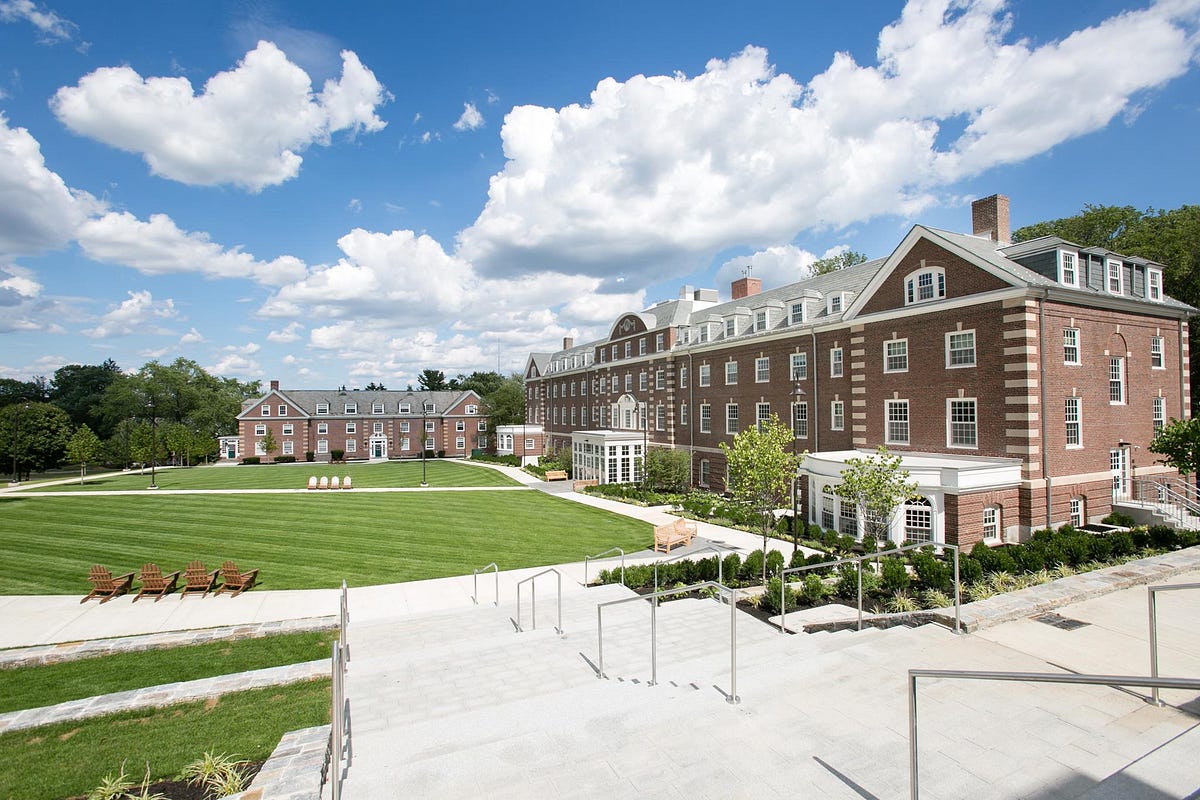 Why I Am In Love With Babson College | by Andrew Rosenstein | Medium