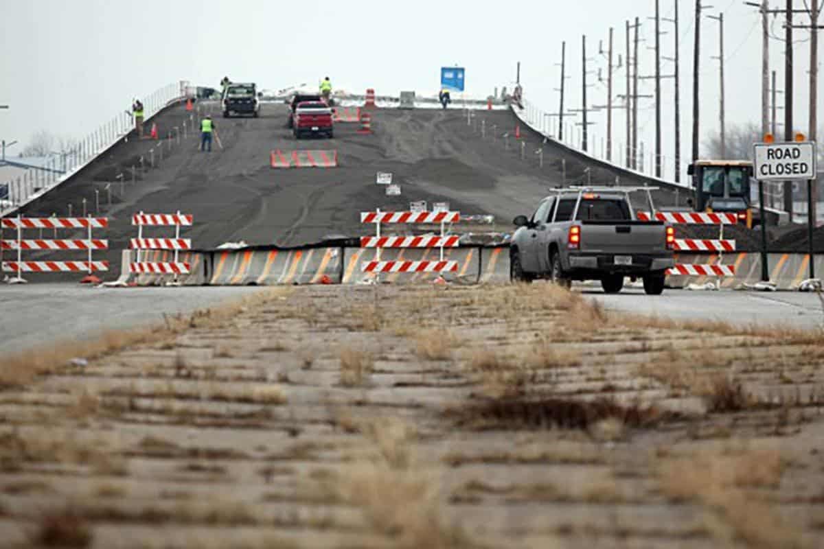 Construction of the new bridge over the B&OCT tracks, northwest of the airport, Industrial Highway.