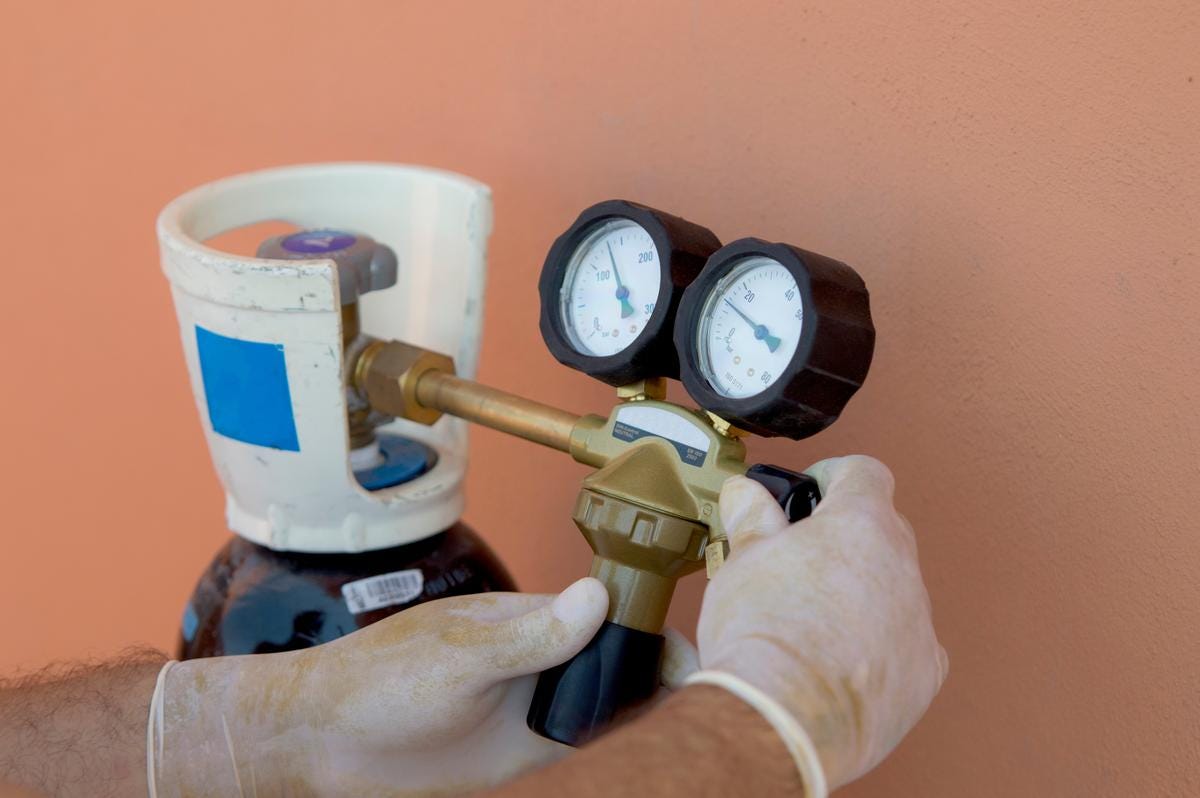 What’s the Boiling Point of R134a? by United Refrigerants Medium