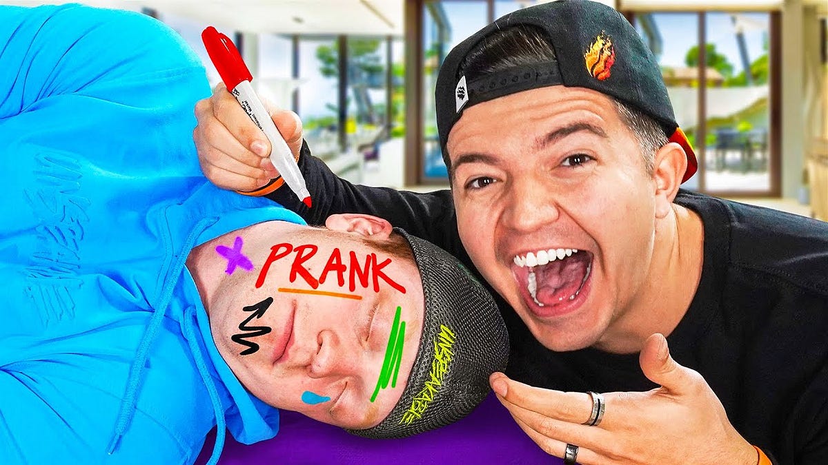 Two Amazing Websites For Prank Your Friends, by Bycraz hunt