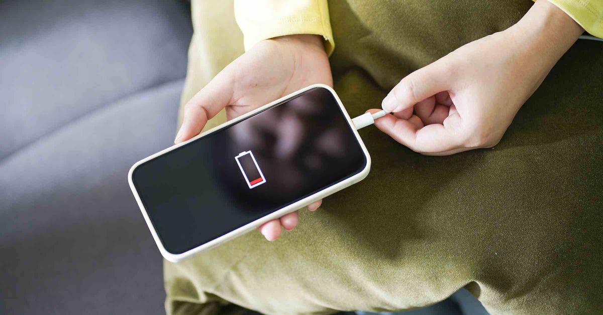 Can You Charge Your Phone on a Plane? TSA Charging Rules by Veronica