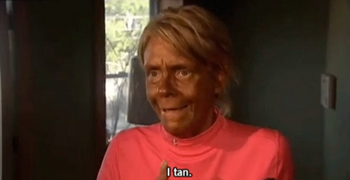 Fake Tan Could Suddenly Change Your Race (10 pics) 