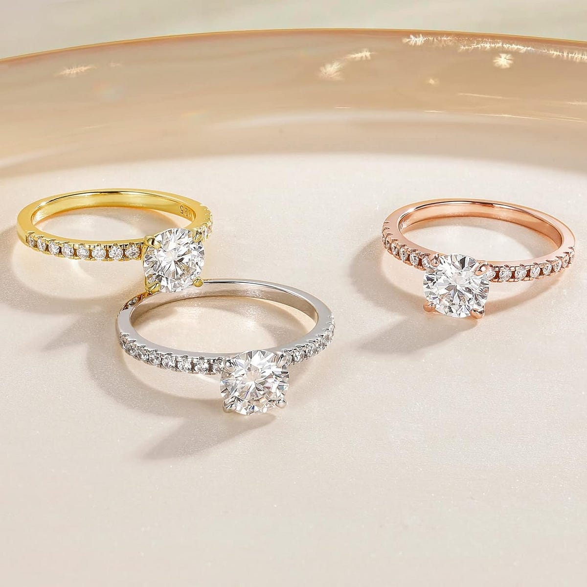 EAMTI Anello Di Fidanzamento In Argento Sterling 925 Con Zirconia Cubica 1,25 Ct - Solitario Classico A 4 Griffe Con Pietre Laterali - Regalo Matrimonio