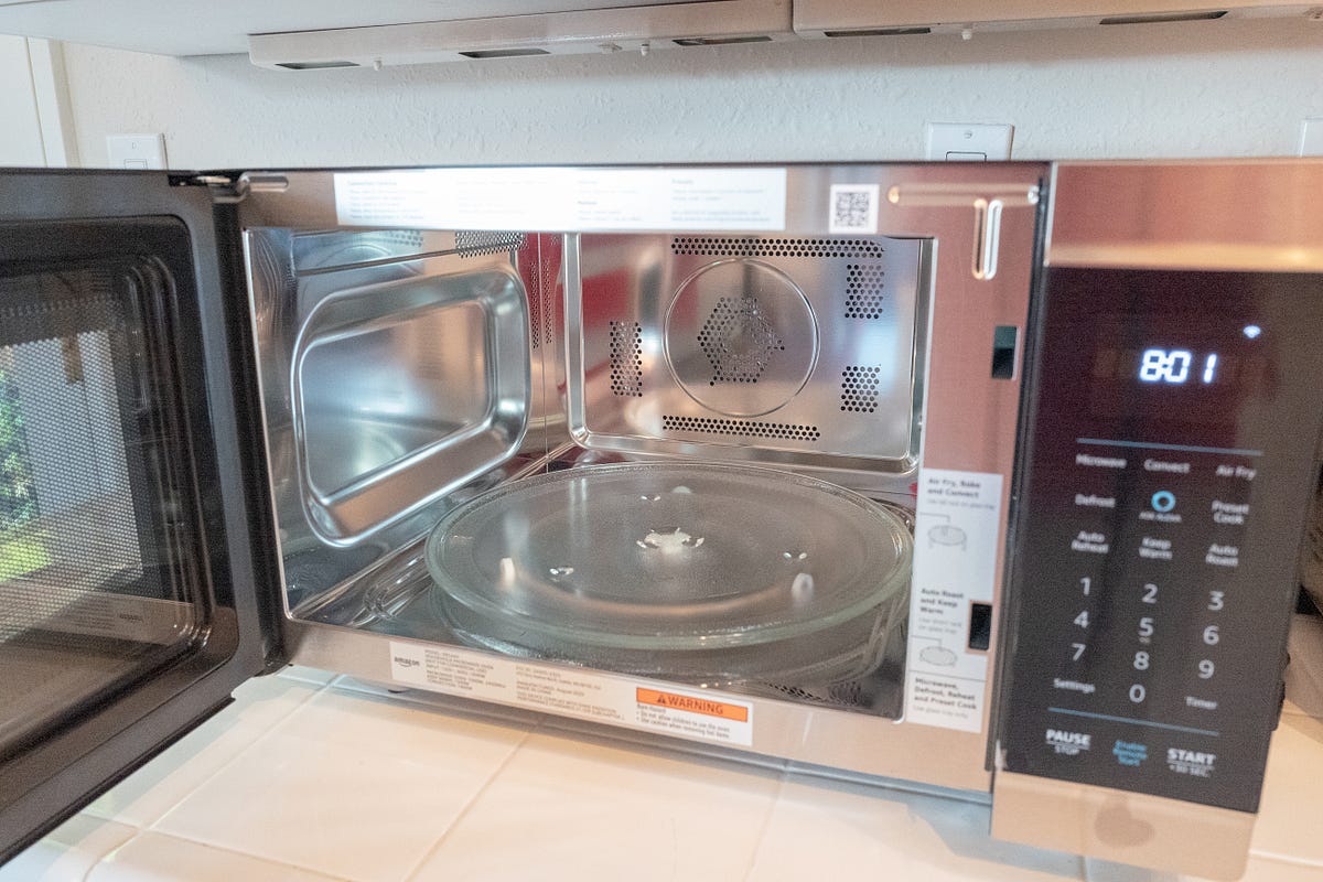 Don’t Mock Amazon’s Smart Oven. Why talking to your microwave isn’t
